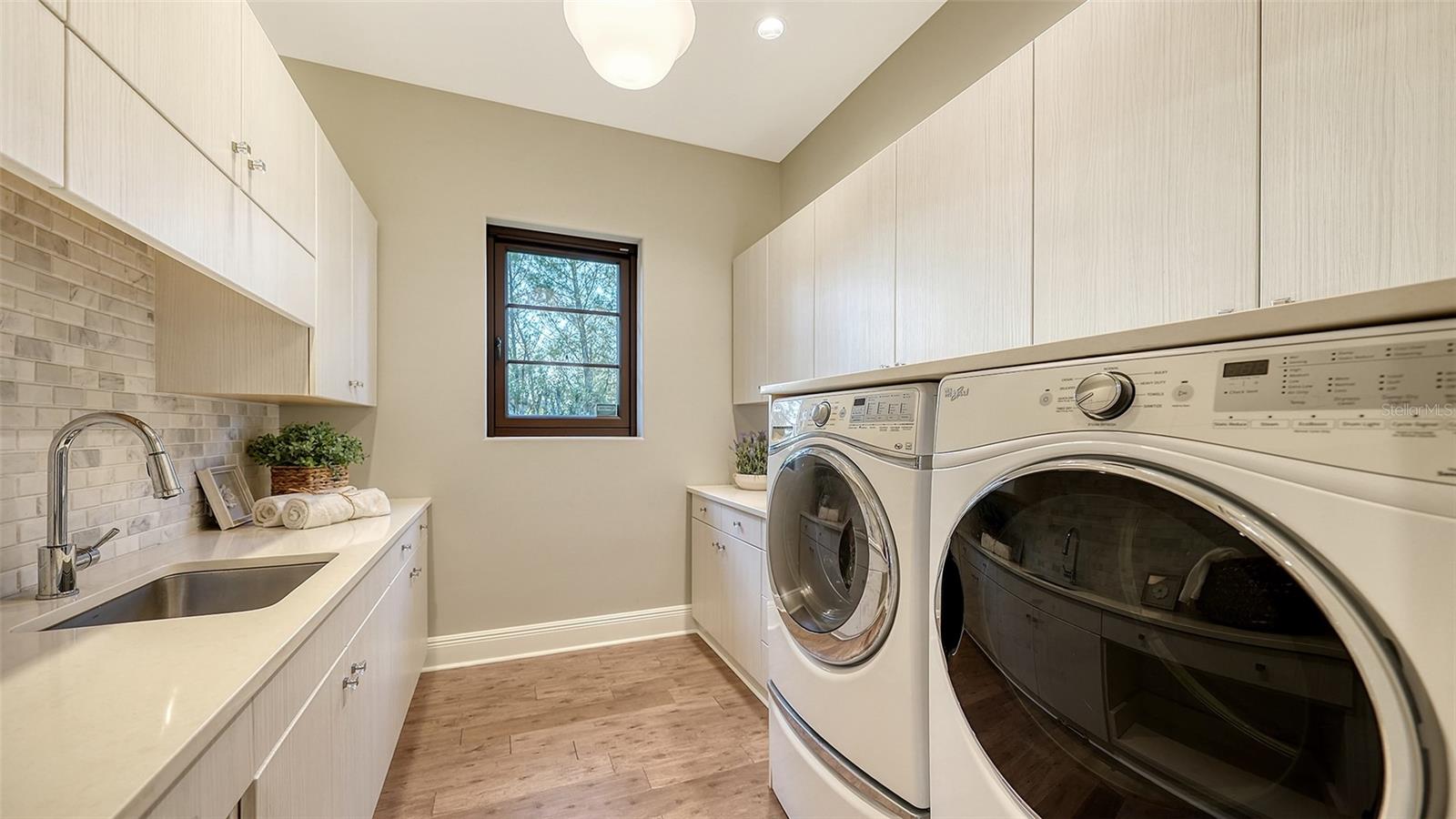 LAKE CLUB PHASE II UNIT 1-A - Residential