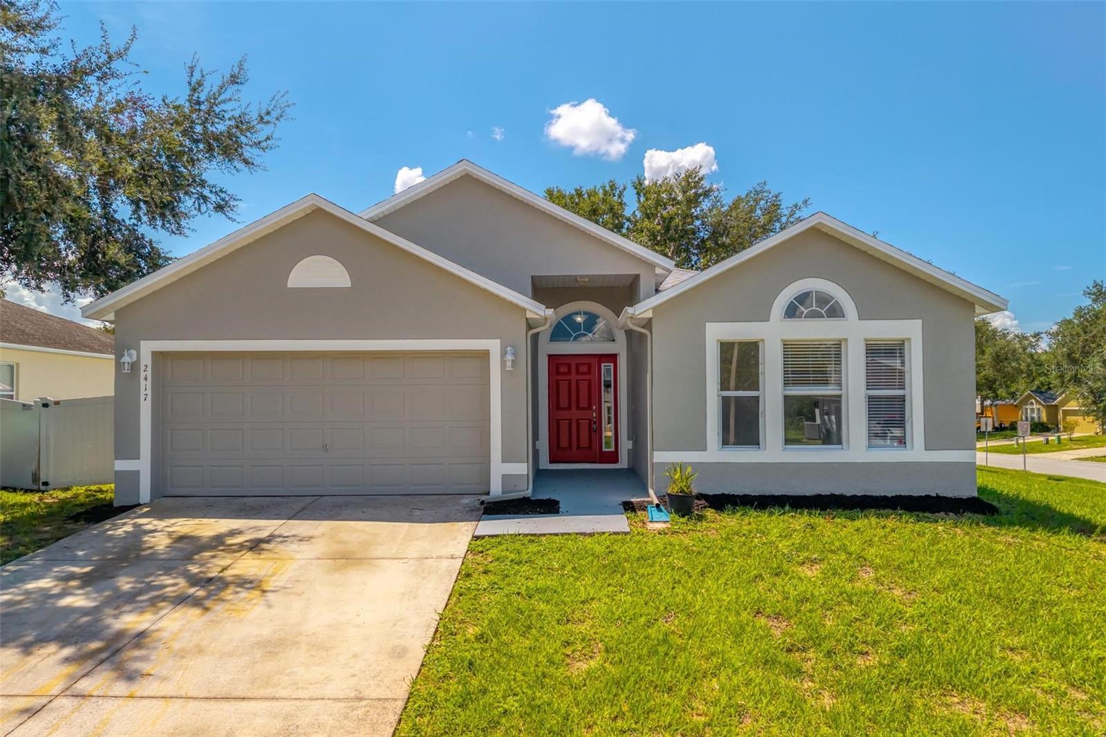 2417 SANDRIDGE CIRCLE