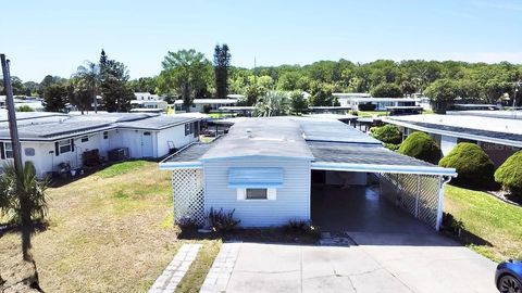 Photo of 11545 Hickory Lane, Tavares, FL 32778 (MLS # G5095819)