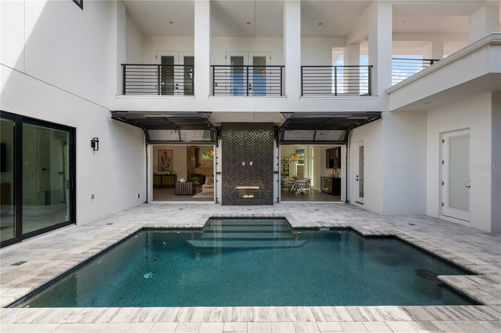 TWIN ACRES - Residential