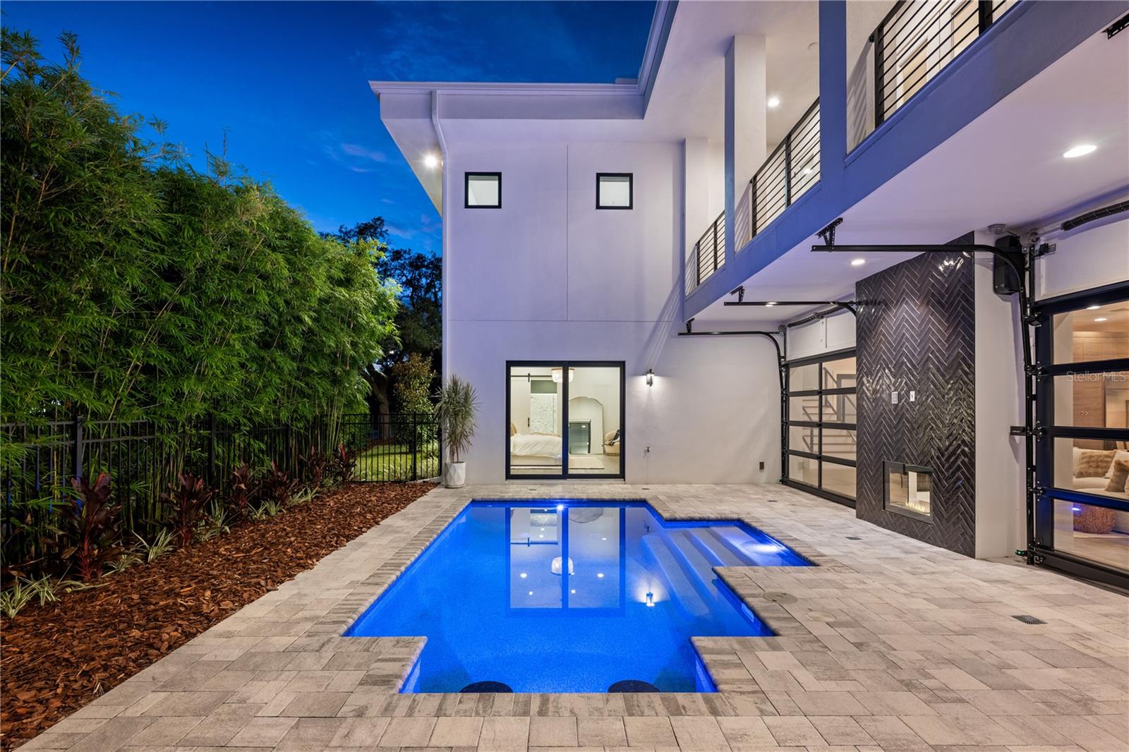 TWIN ACRES - Residential