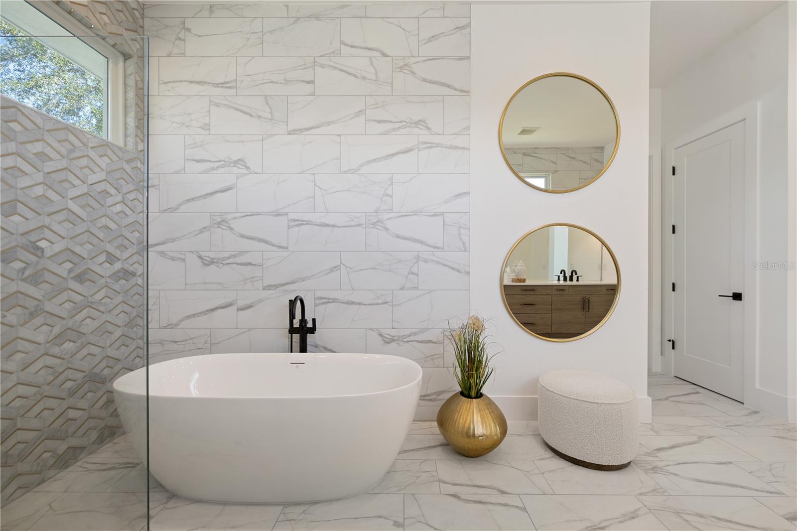 TWIN ACRES - Residential