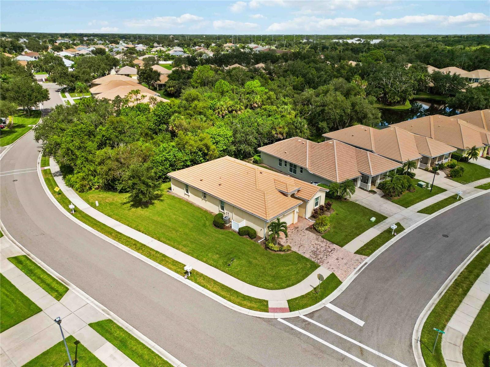 VILLAS AT CHARLESTON PARK - Residential Lease