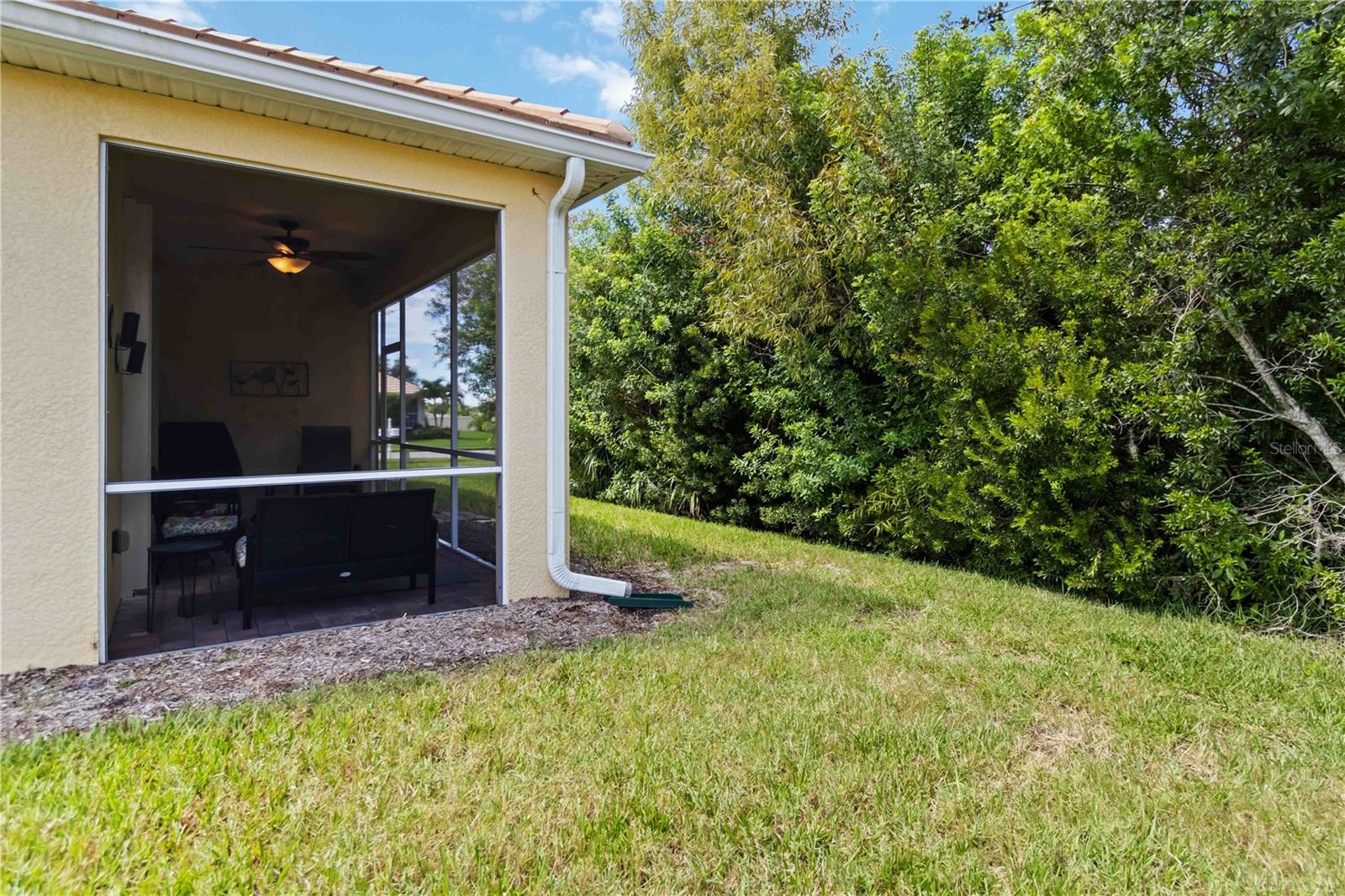 VILLAS AT CHARLESTON PARK - Residential Lease