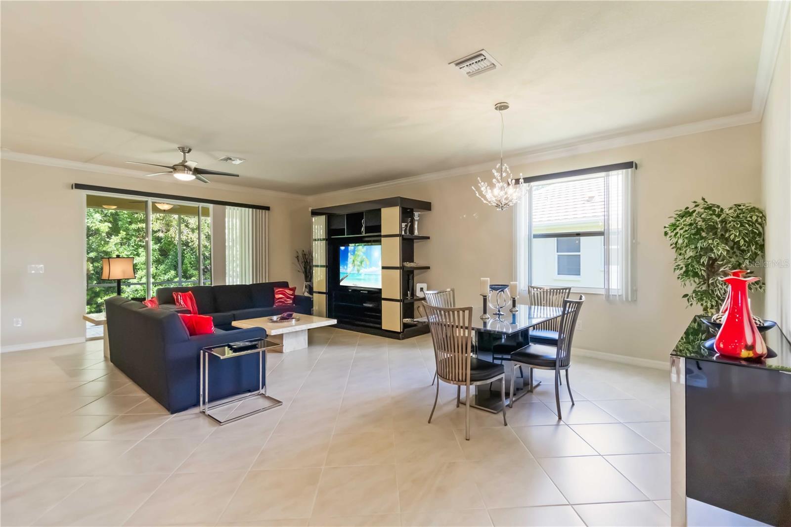 VILLAS AT CHARLESTON PARK - Residential Lease
