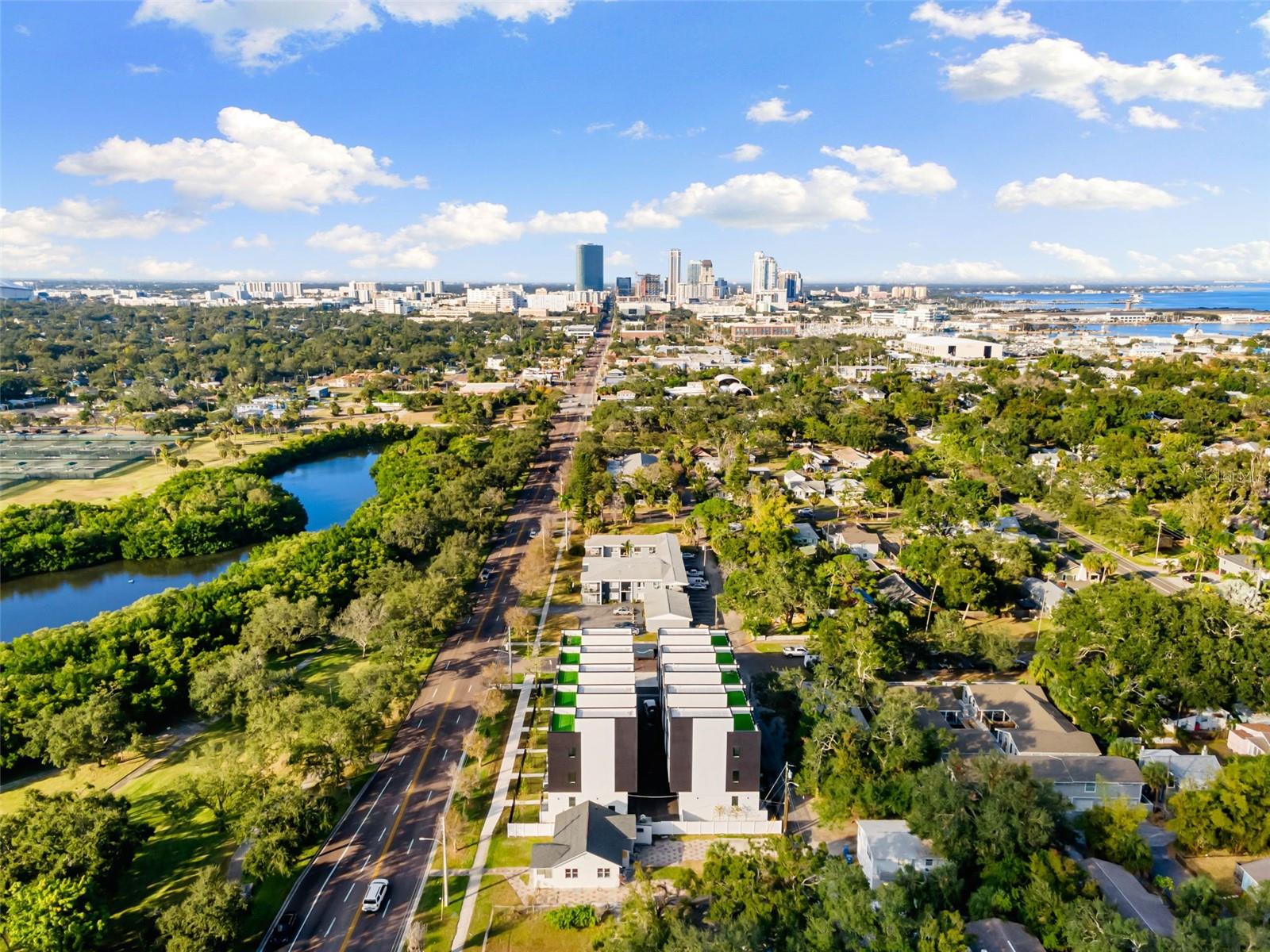 4TH STREET GARDENS - Residential