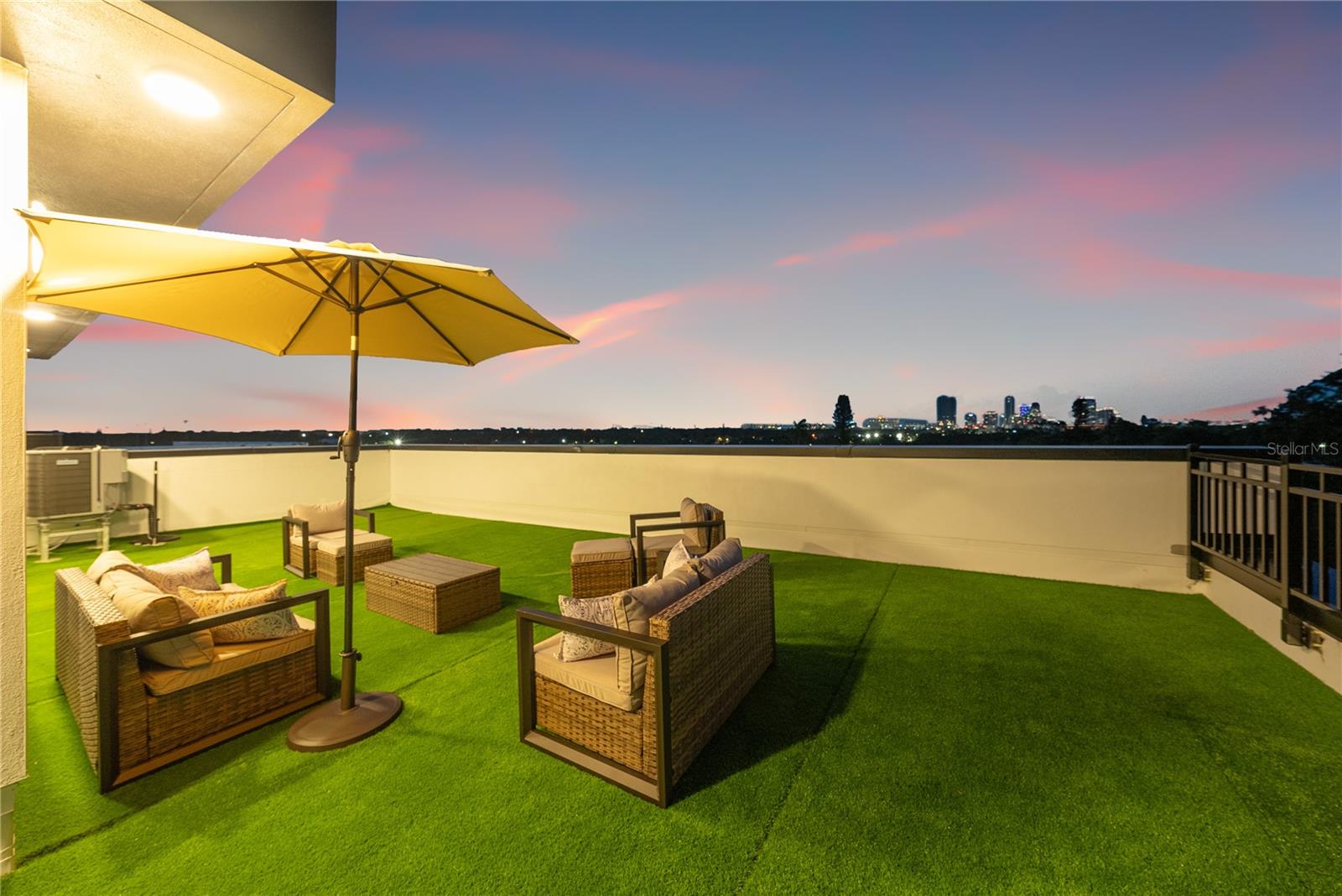 4TH STREET GARDENS - Residential