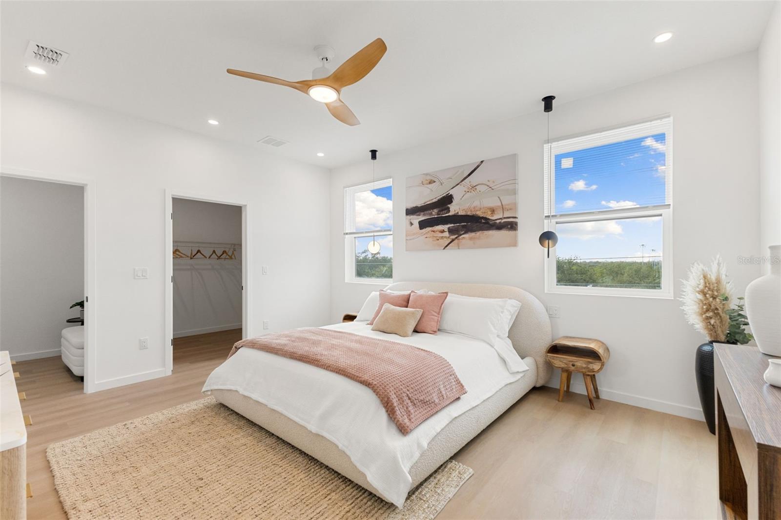 4TH STREET GARDENS - Residential