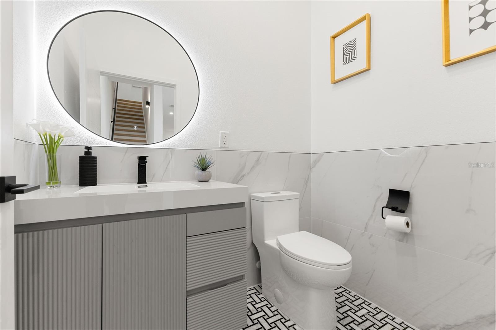 4TH STREET GARDENS - Residential