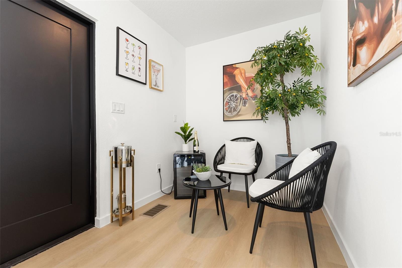 4TH STREET GARDENS - Residential