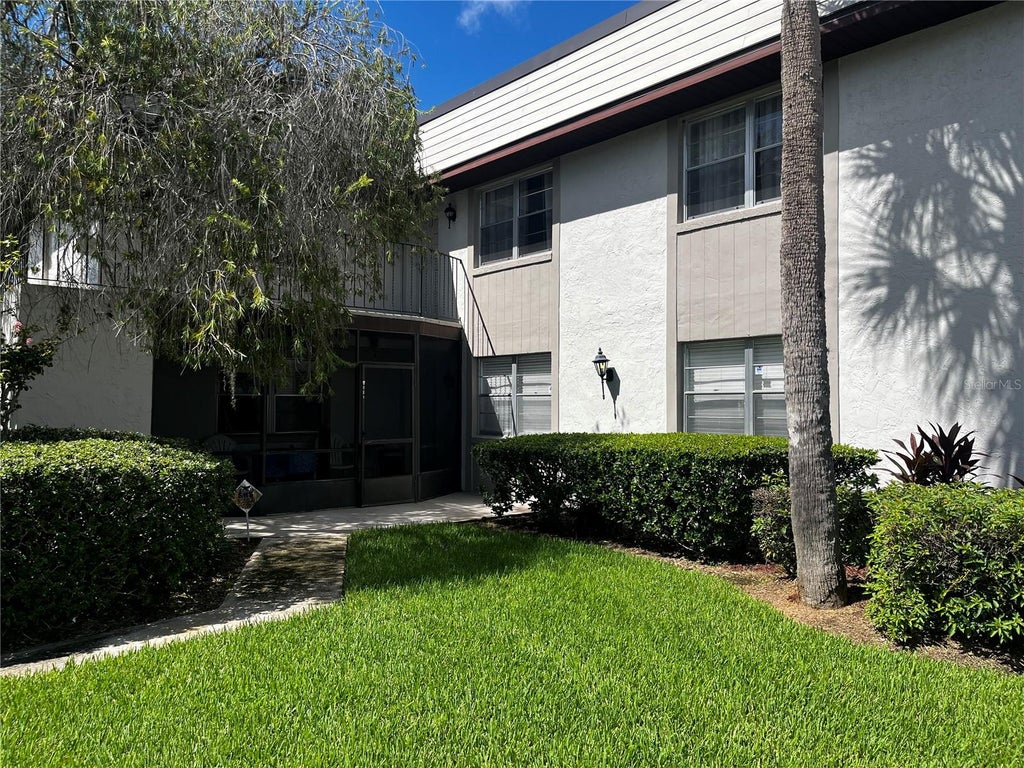 Photo of 109 Windtree Lane #N, Winter Garden, FL 34787 (MLS # O6438852)