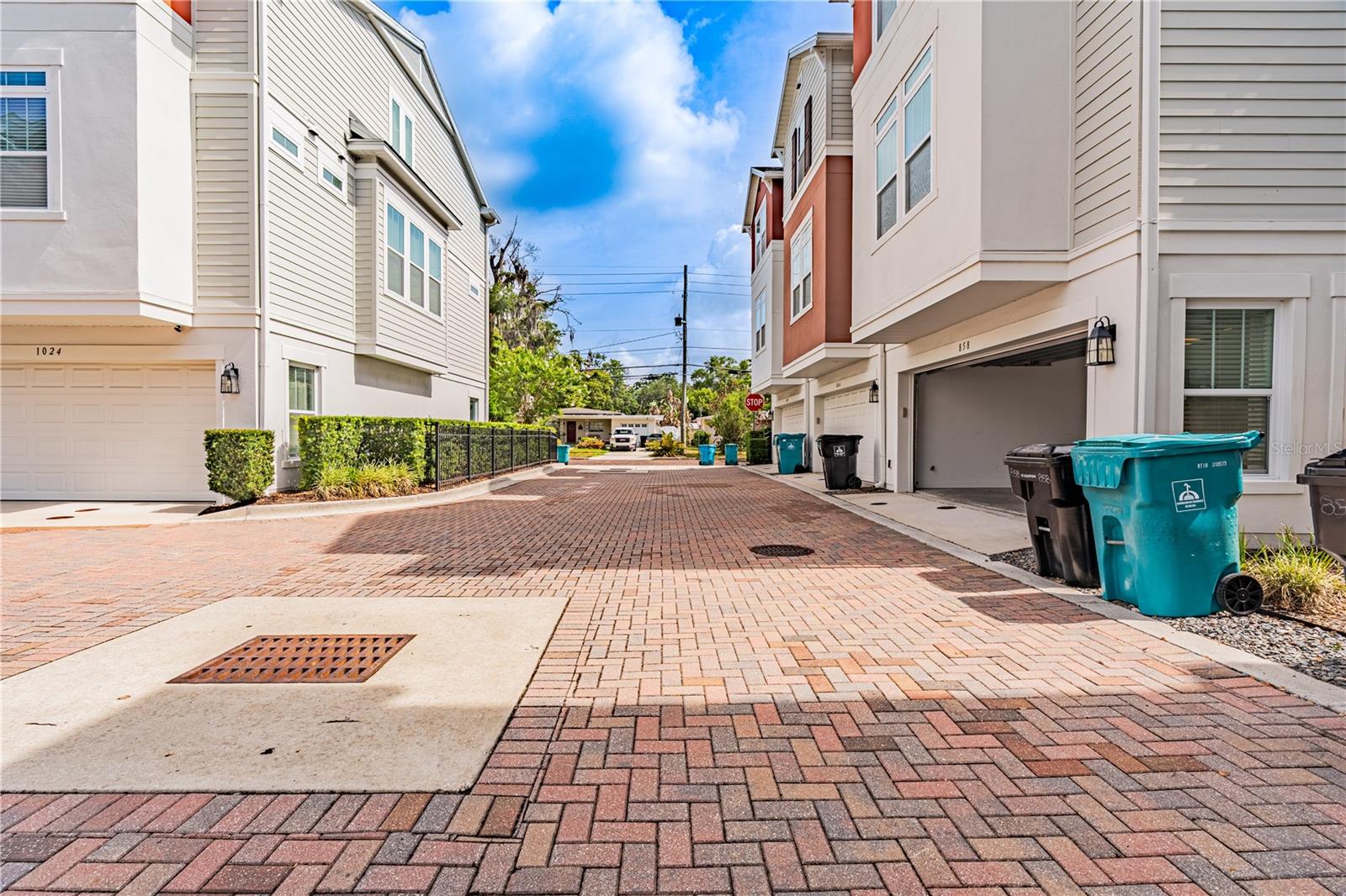 PARK LAKE HLND - Residential