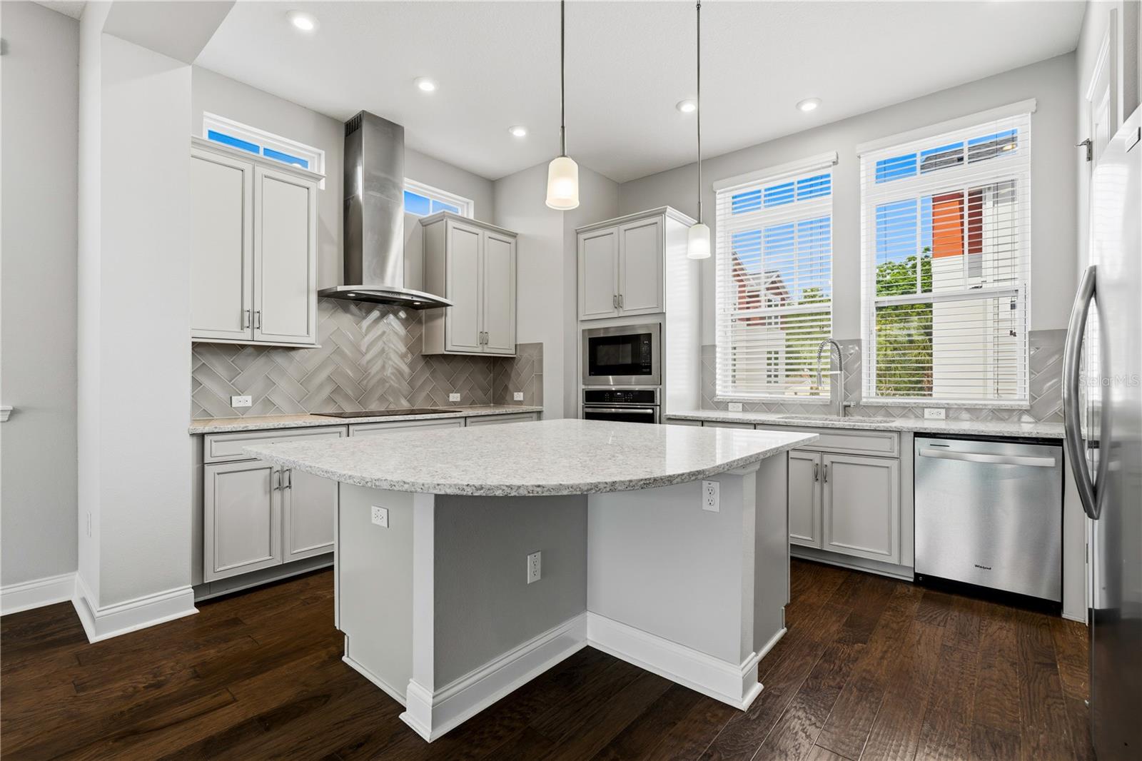 PARK LAKE HLND - Residential