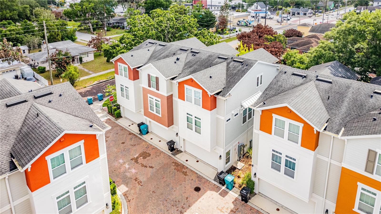 PARK LAKE HLND - Residential
