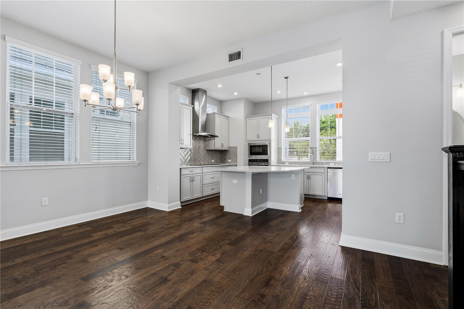 PARK LAKE HLND - Residential