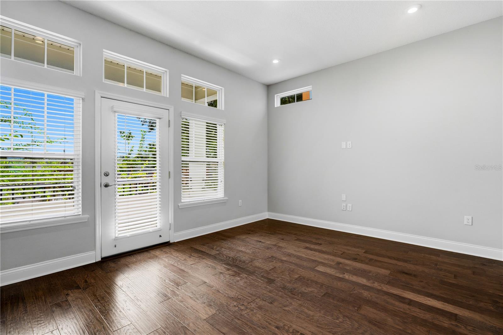 PARK LAKE HLND - Residential