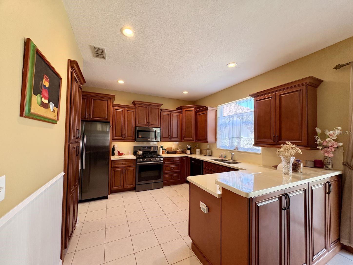 239 W TARRINGTON DRIVE