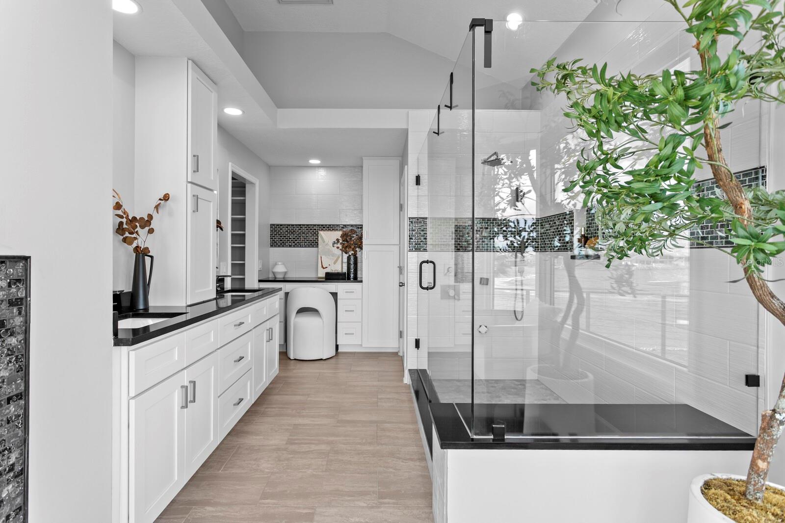 ANDALUCIA SUB - Residential