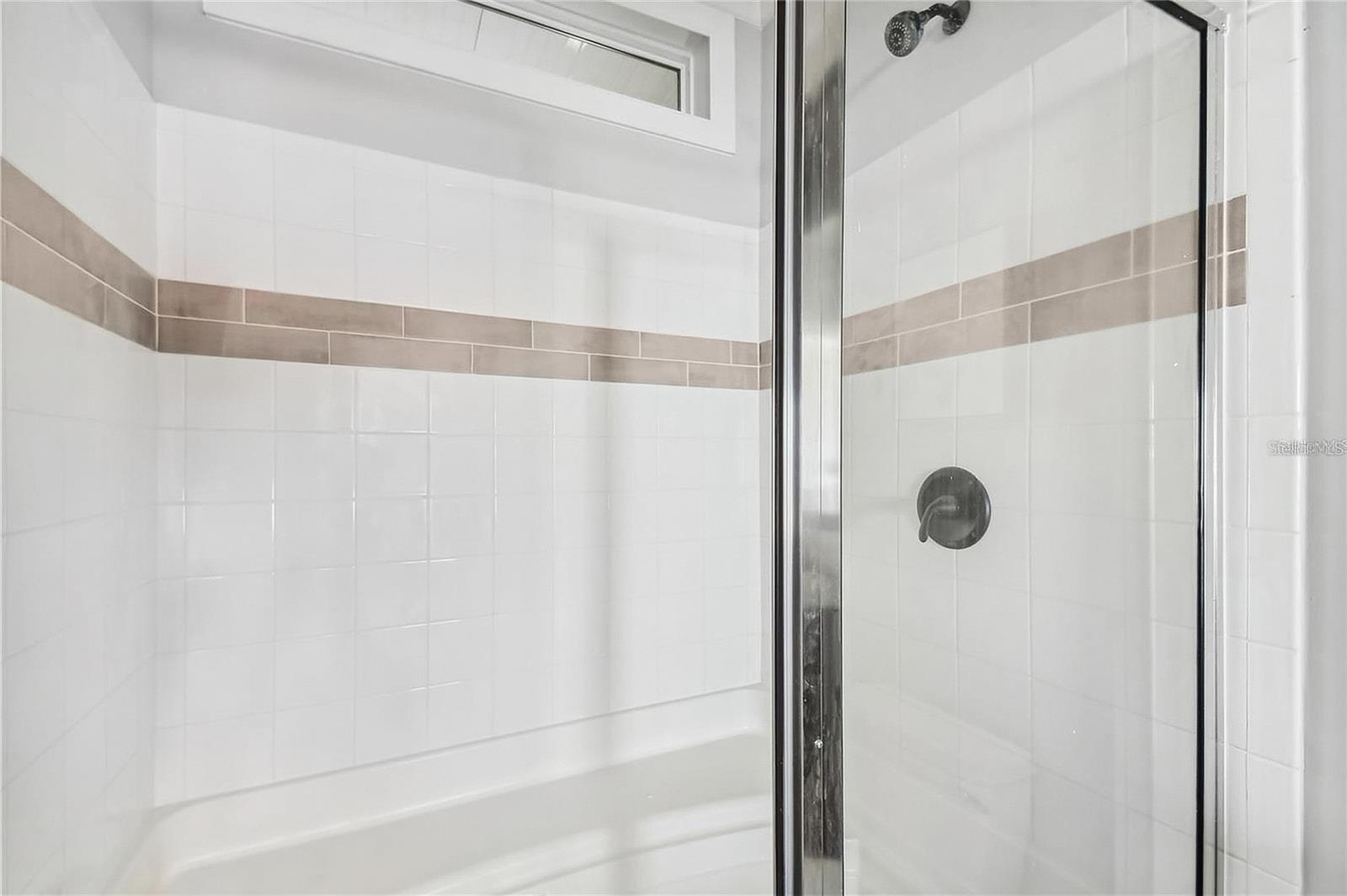 HAMPTON COURT UNREC - Residential