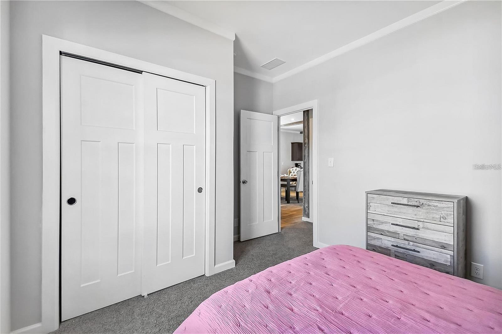 HAMPTON COURT UNREC - Residential