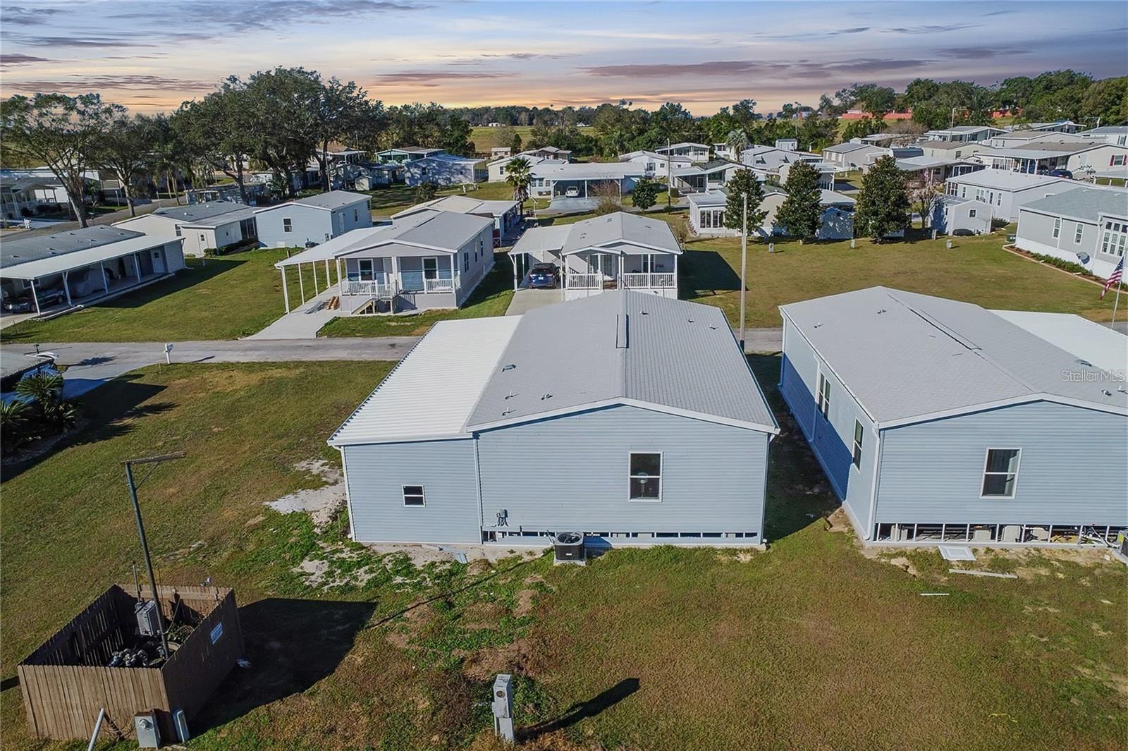 HAMPTON COURT UNREC - Residential