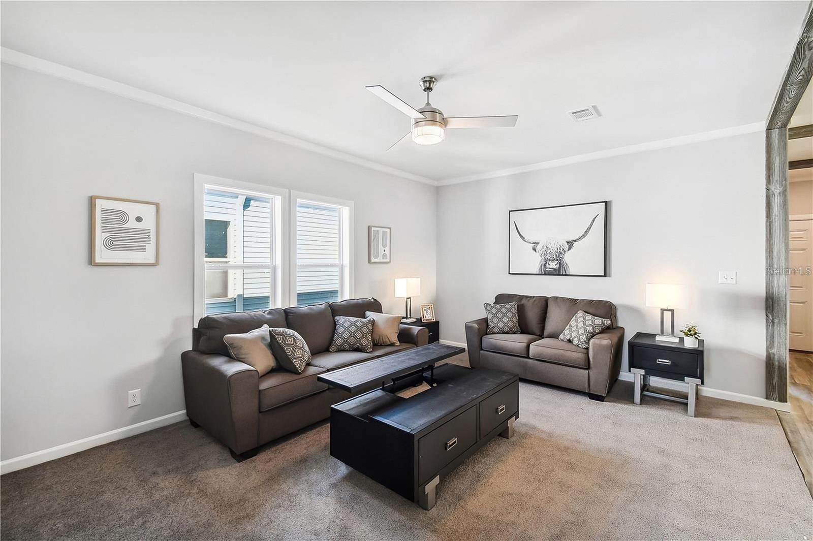 HAMPTON COURT UNREC - Residential