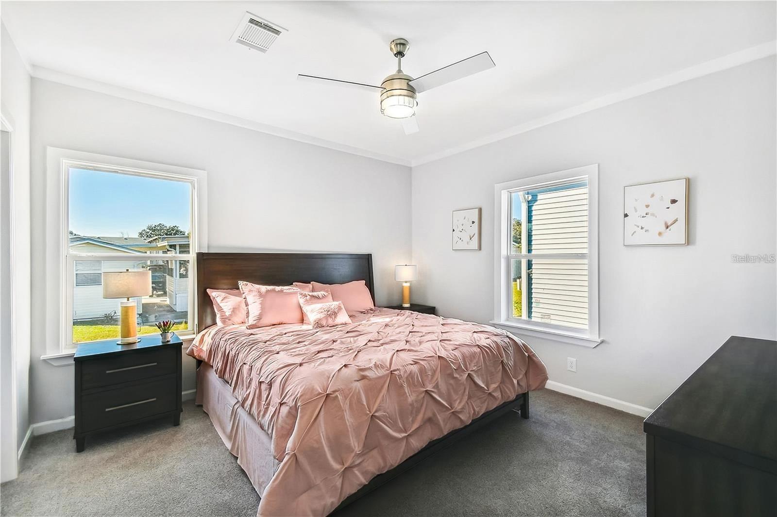 HAMPTON COURT UNREC - Residential