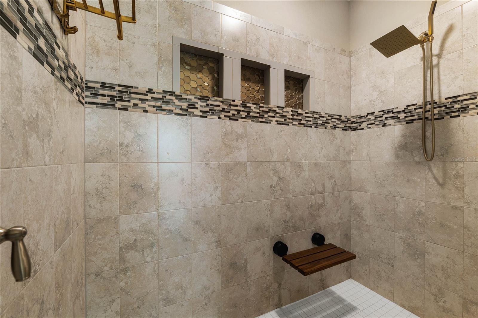 BERRY BAY SUB - Residential