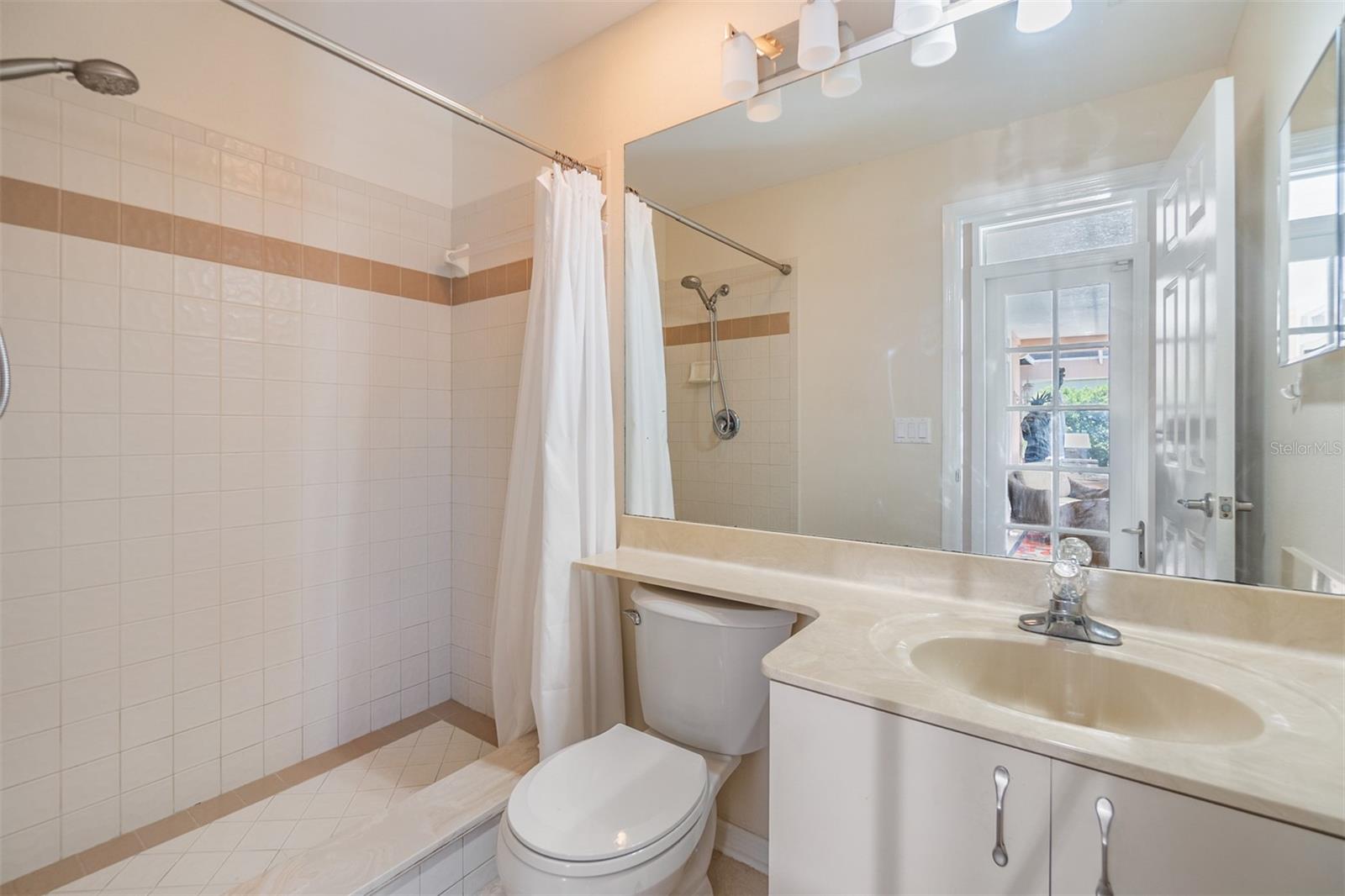 ANDALUCIA SUB - Residential