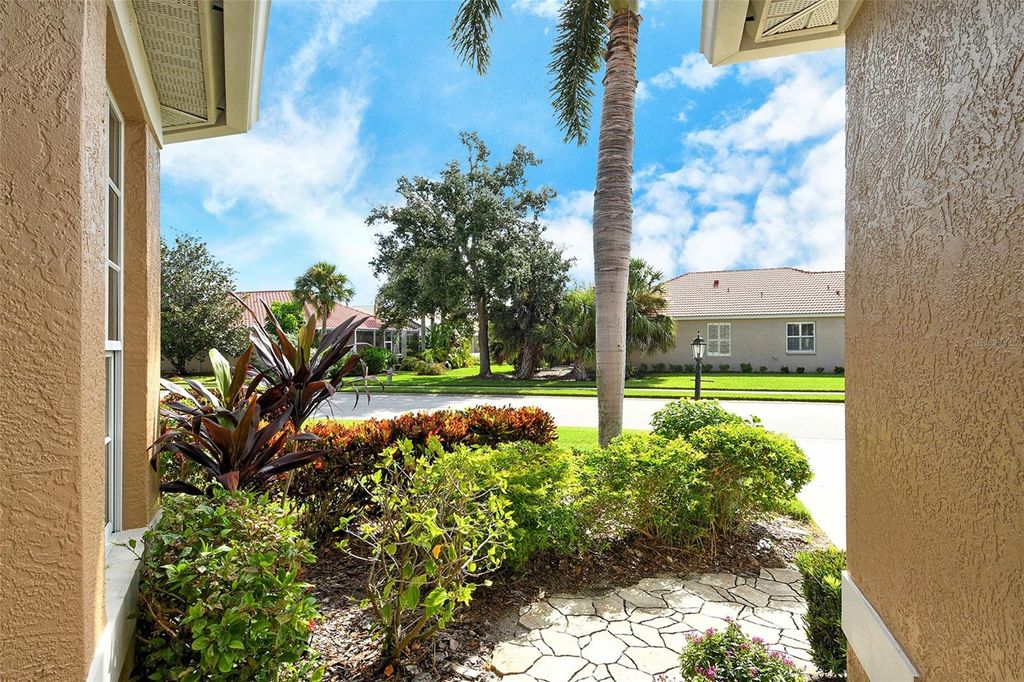 Photo of 9032 Willow Brook Drive, Sarasota, FL 34238 (MLS # A4662078)