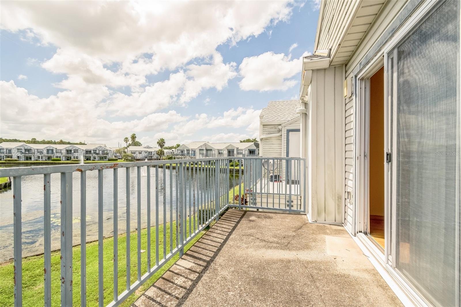 DOCKSIDE CONDO - Residential