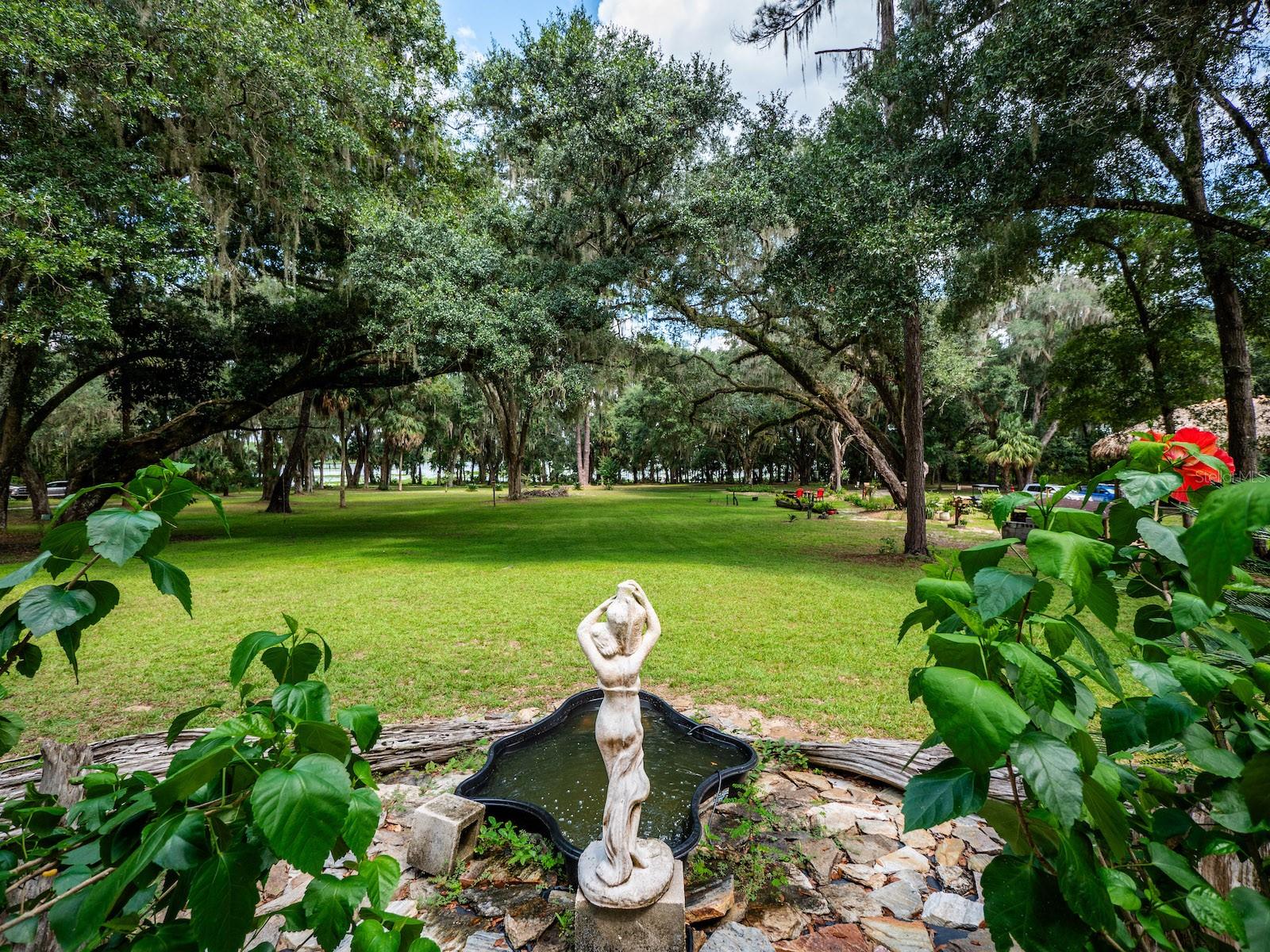 OLD CEDAR LANDING ESTATE - Residential