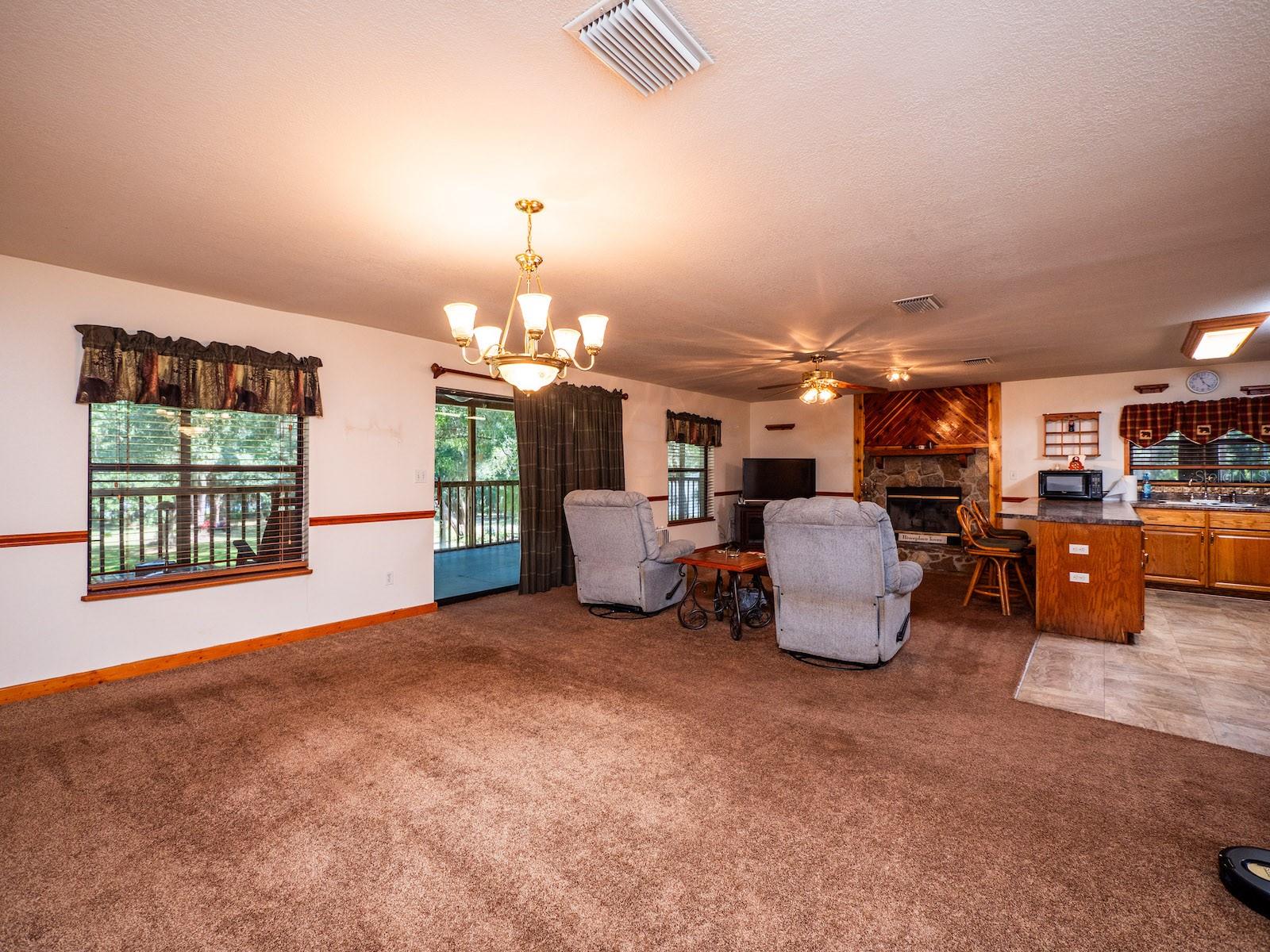 OLD CEDAR LANDING ESTATE - Residential