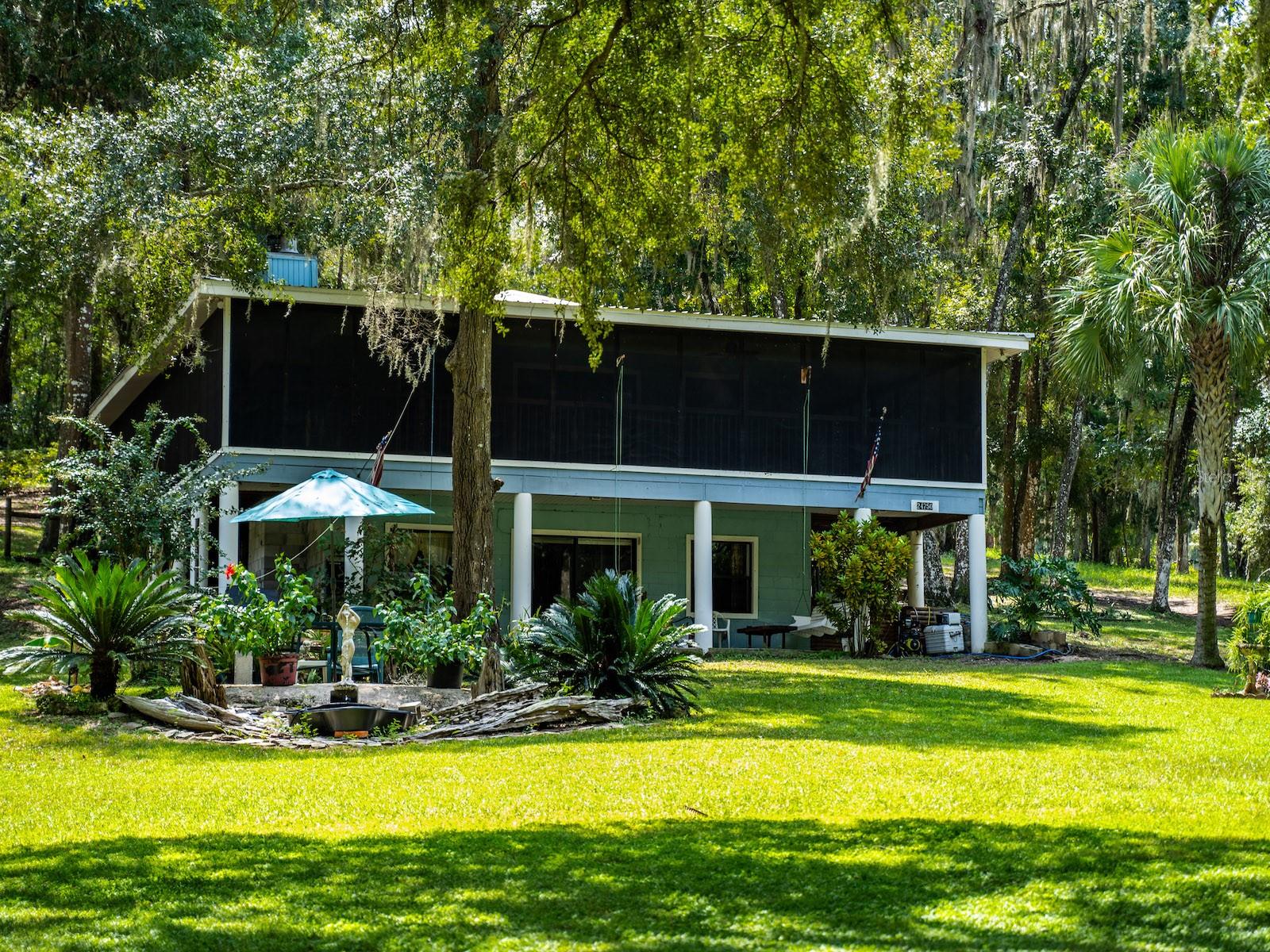 OLD CEDAR LANDING ESTATE - Residential