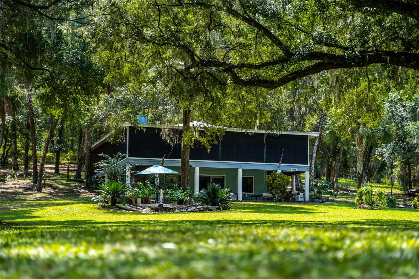 OLD CEDAR LANDING ESTATE - Residential