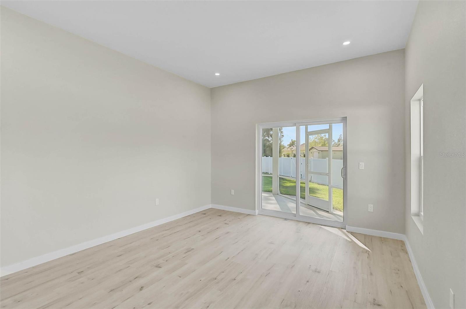 WARM MINERAL SPGS - Residential