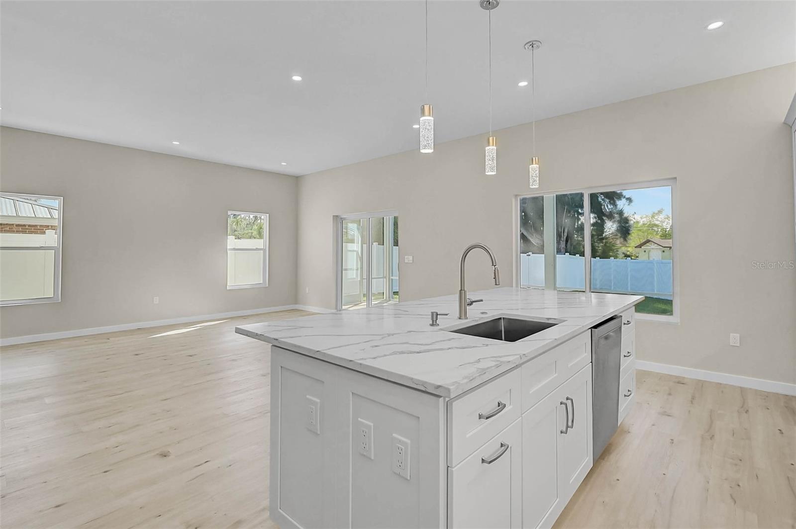 WARM MINERAL SPGS - Residential