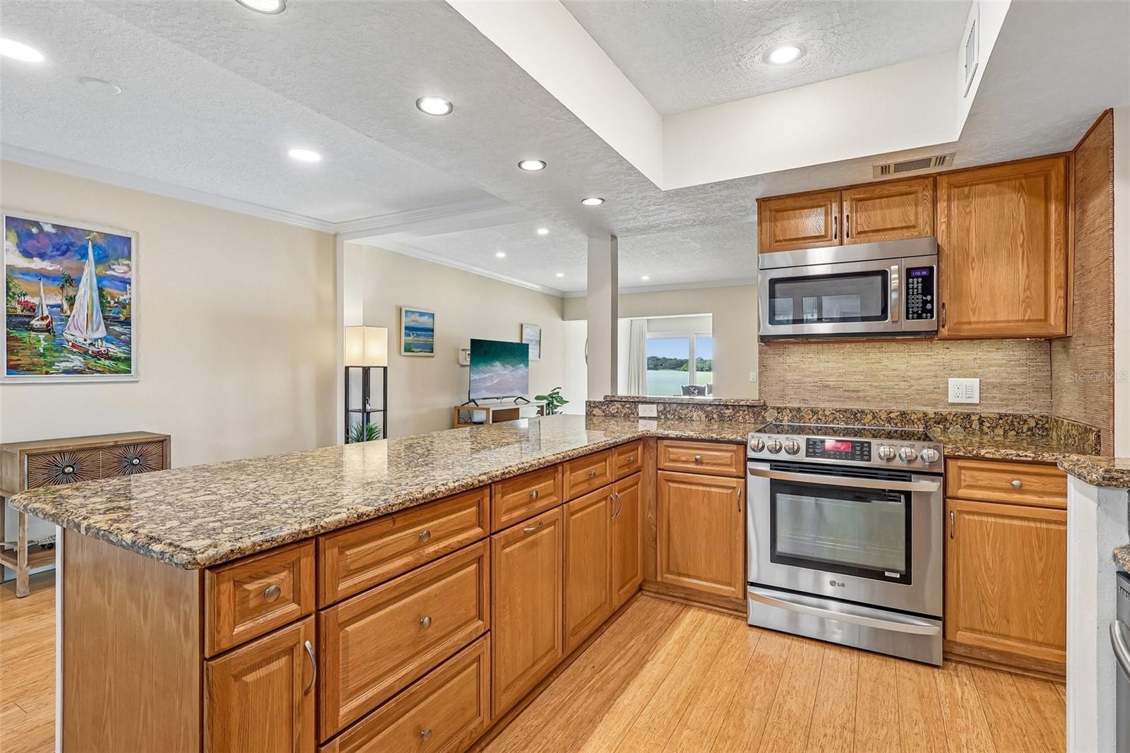 632 DESOTO DRIVE 632