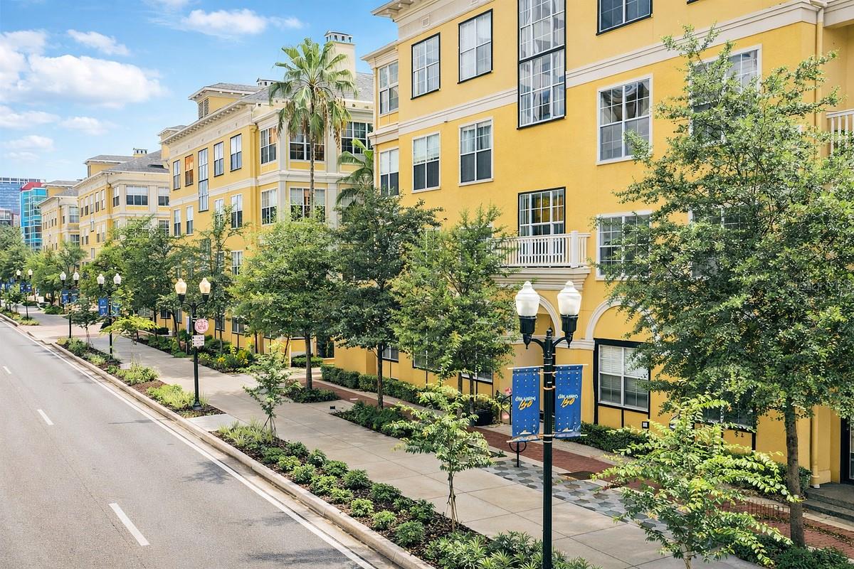 PARK NORTH/CLONEY PLACE CONDO - Residential Lease