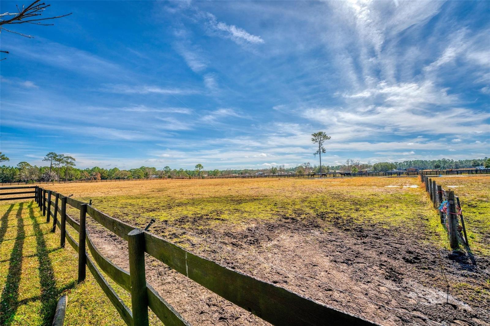 REVEILLE FARMS UNREC - Residential