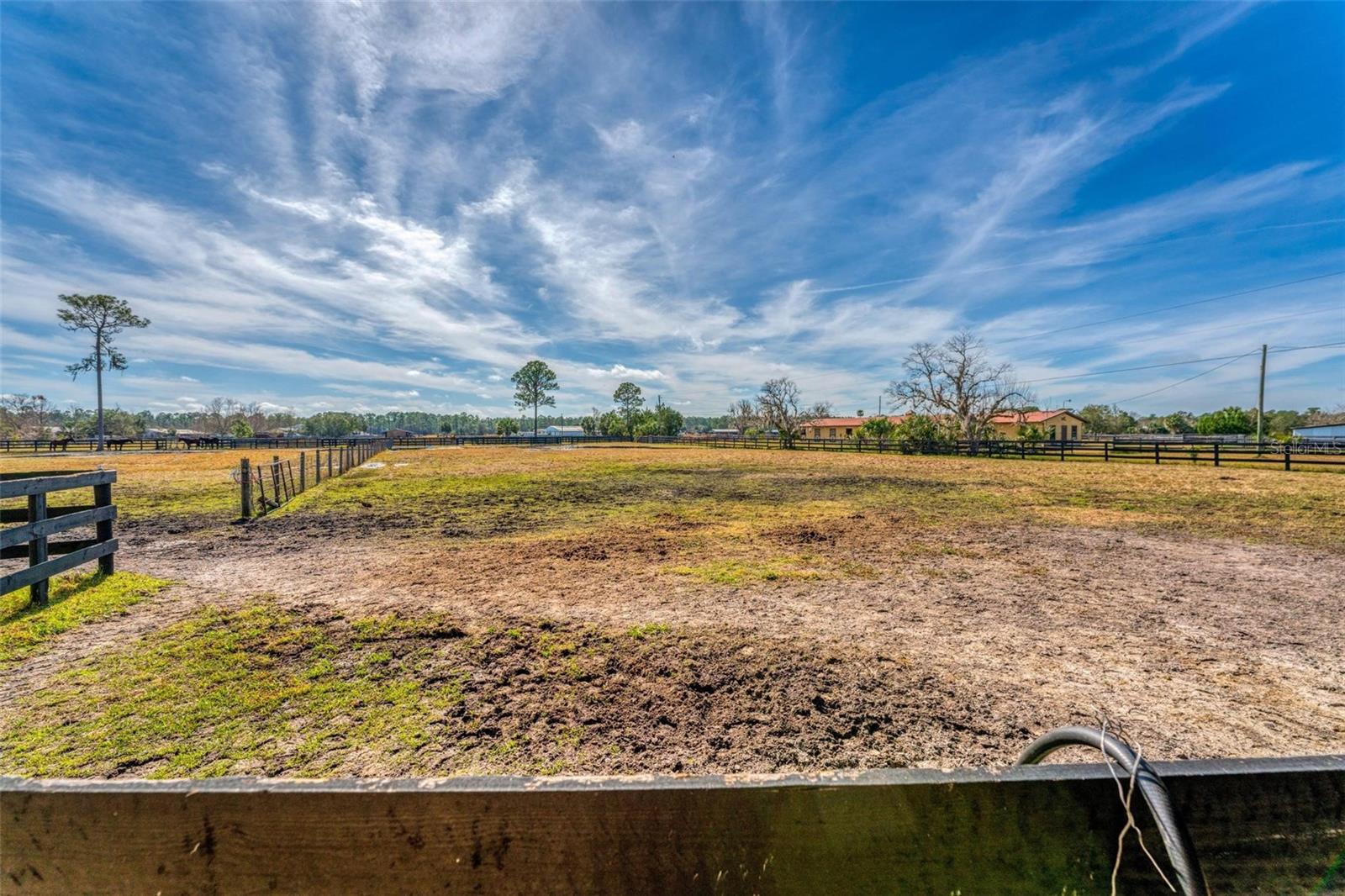 REVEILLE FARMS UNREC - Residential