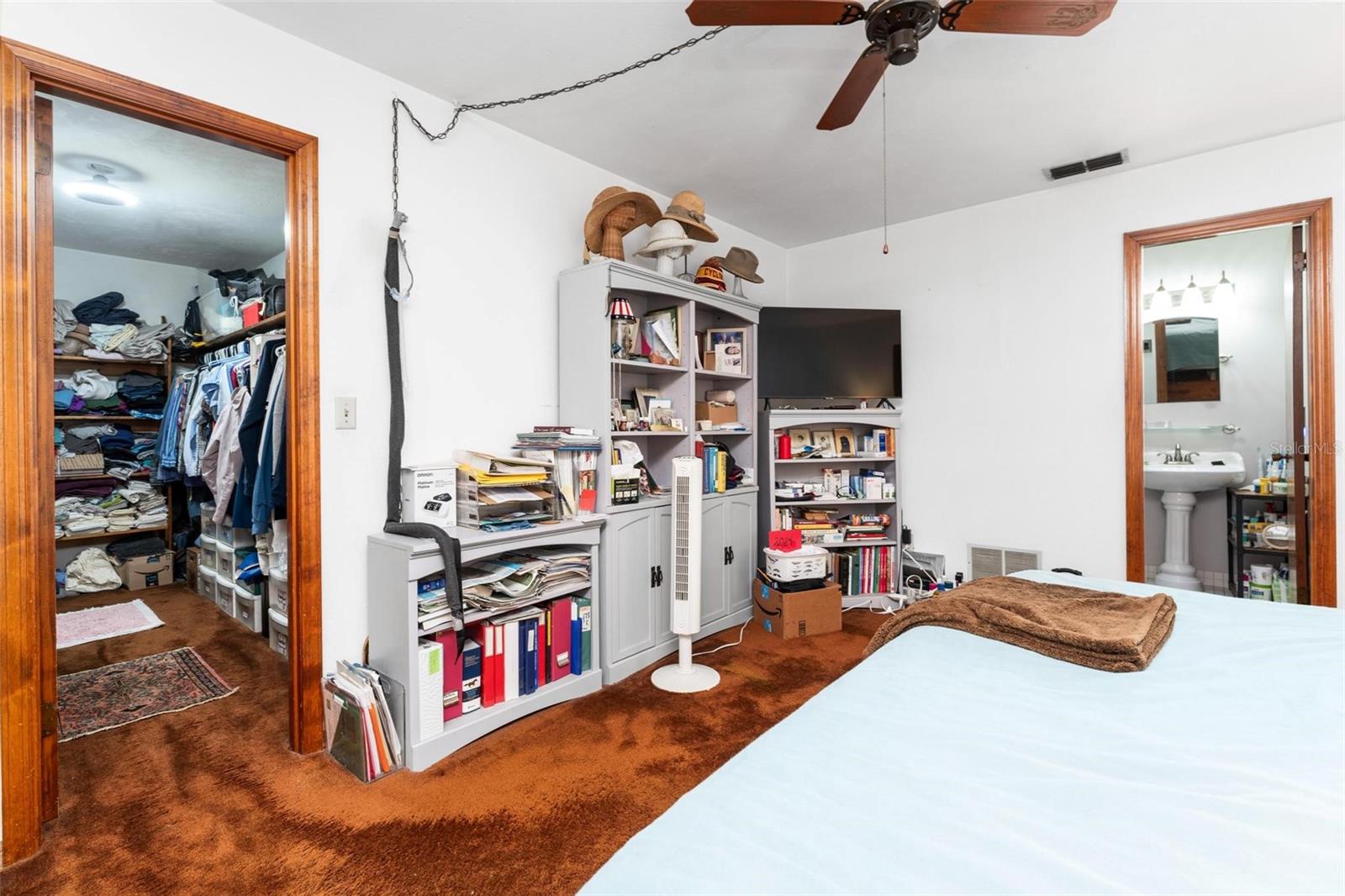 REVEILLE FARMS UNREC - Residential