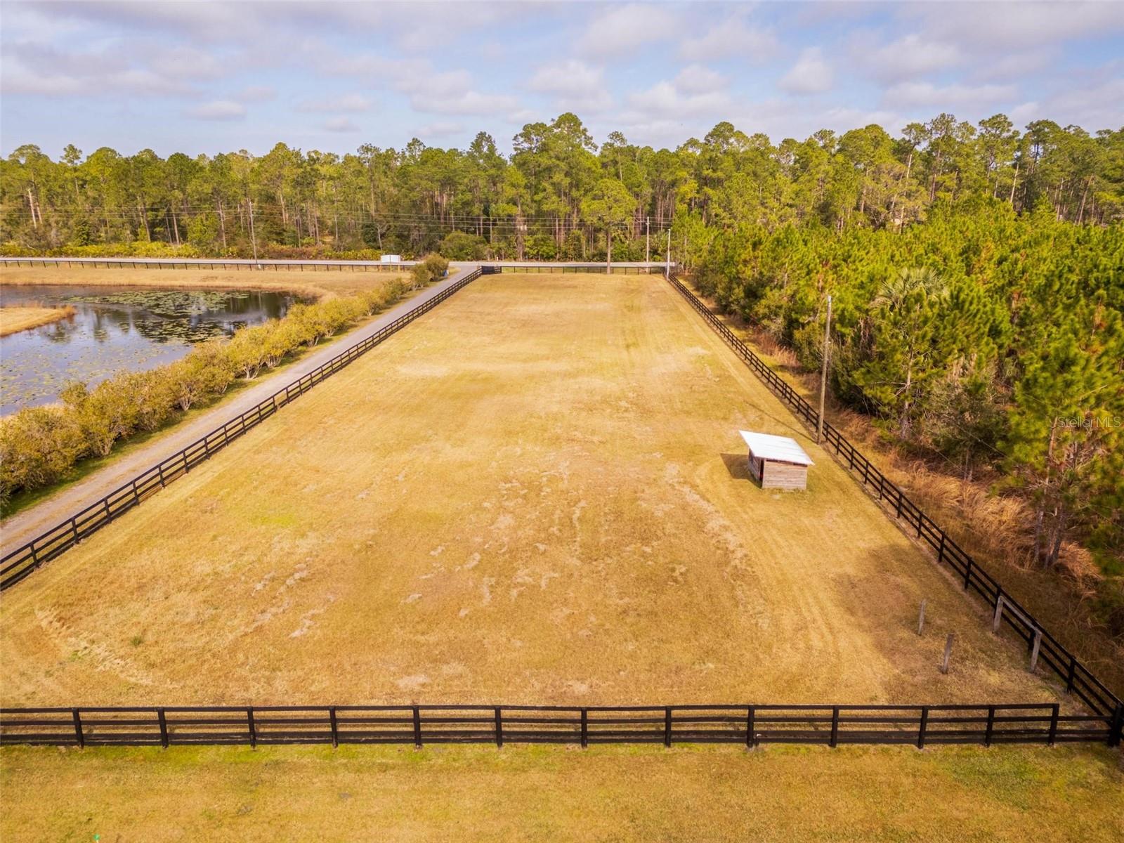 REVEILLE FARMS UNREC - Residential