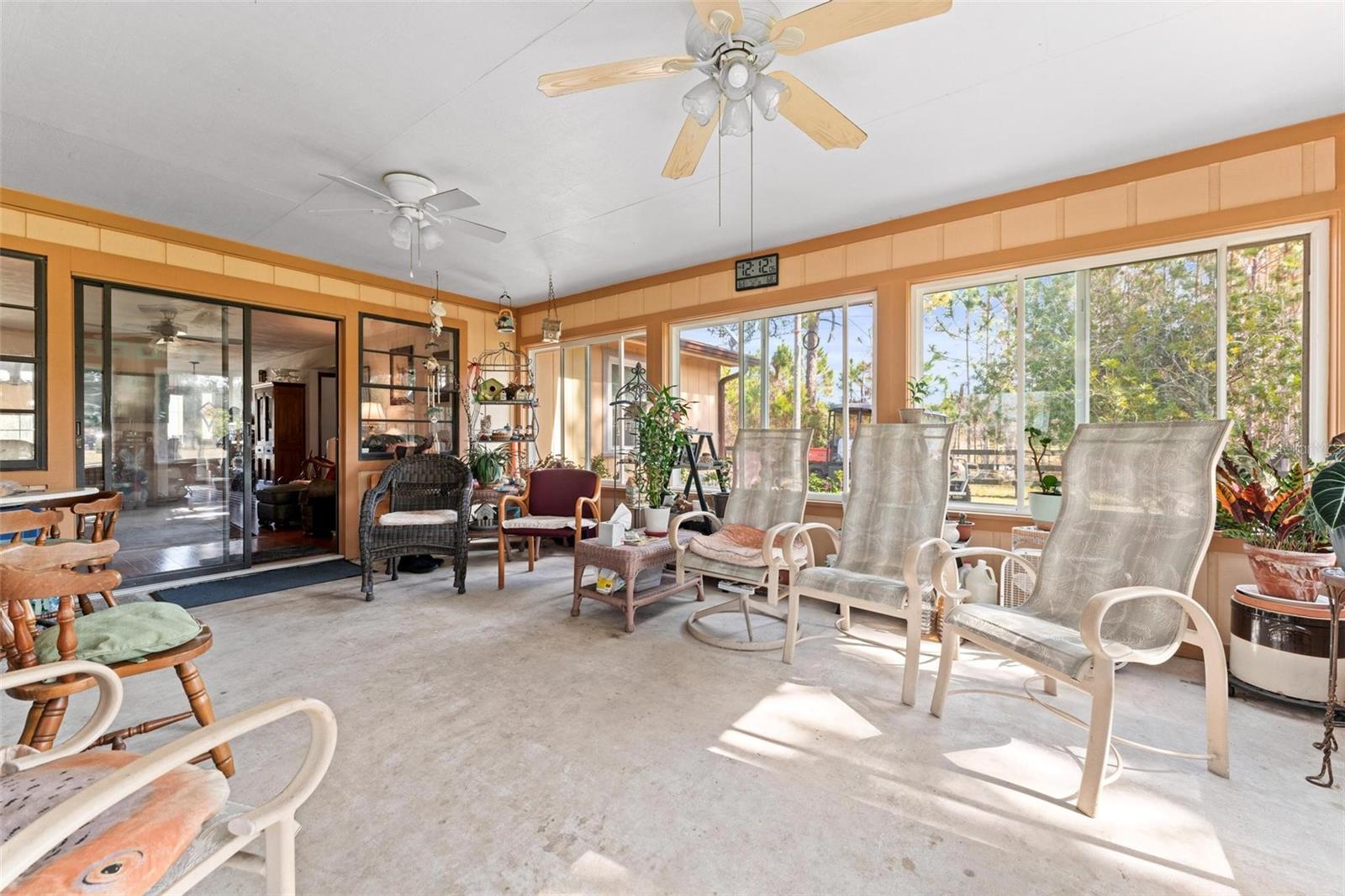 REVEILLE FARMS UNREC - Residential