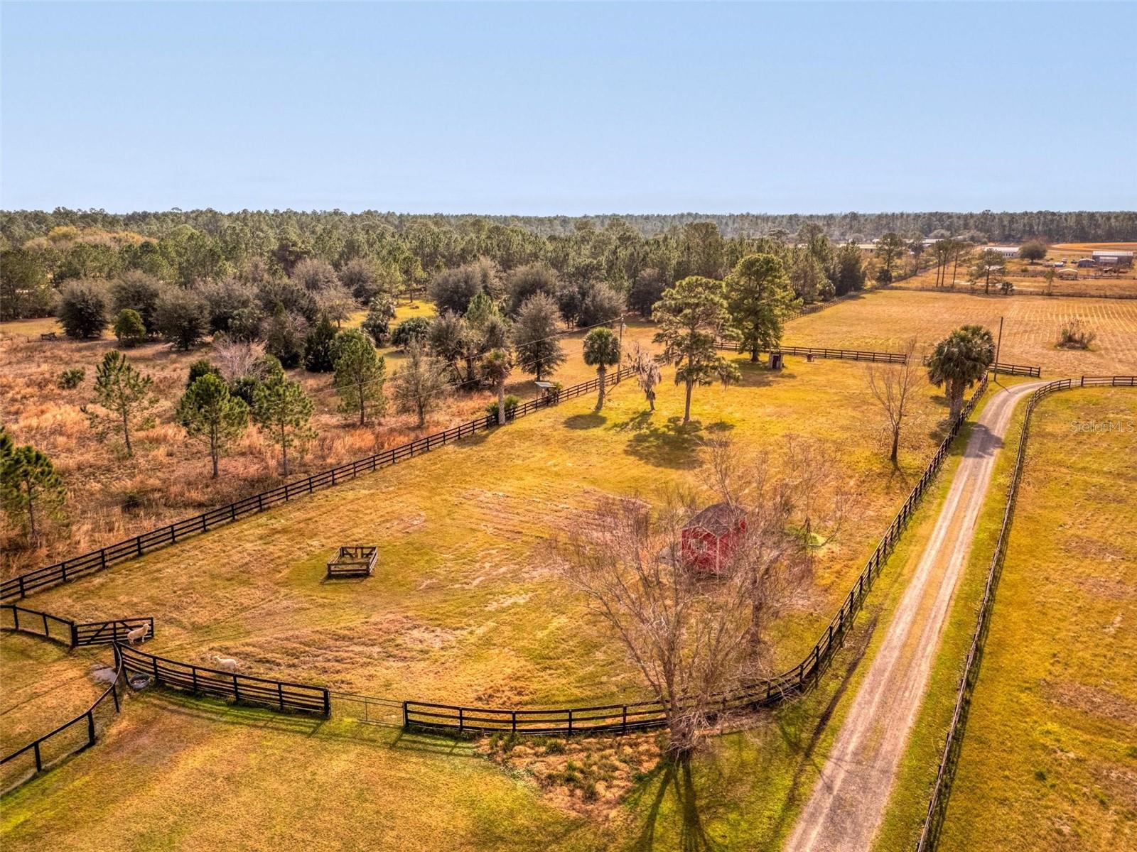 REVEILLE FARMS UNREC - Residential