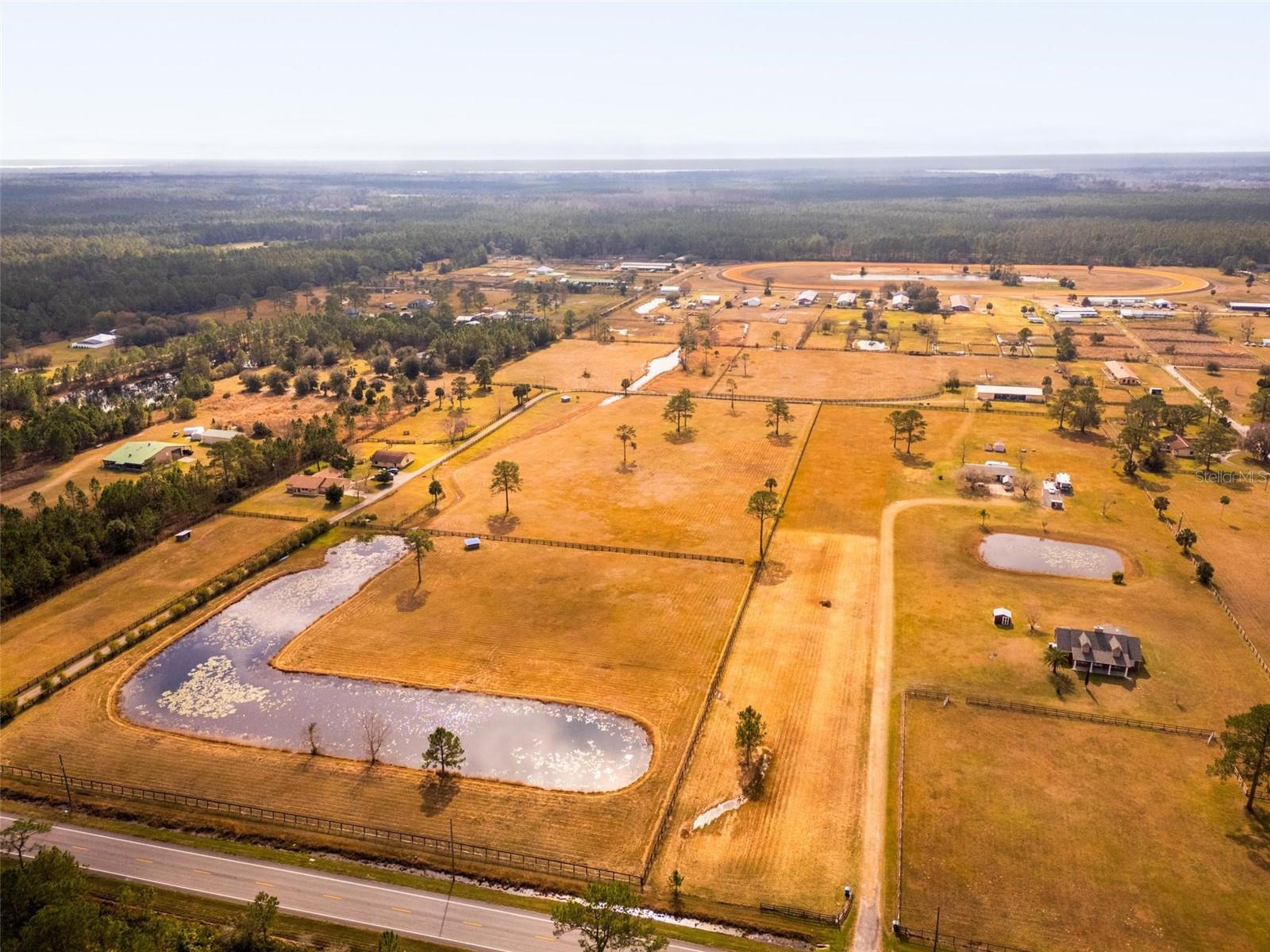 REVEILLE FARMS UNREC - Residential