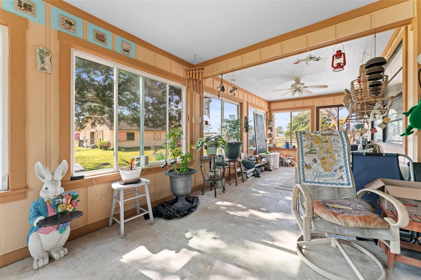 REVEILLE FARMS UNREC - Residential