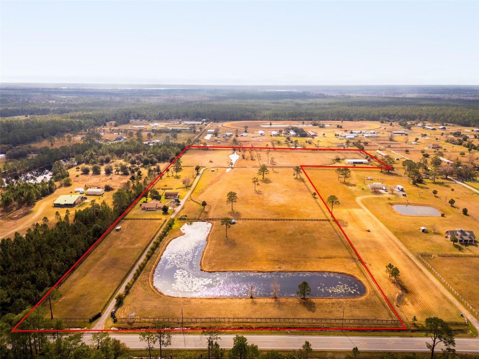 REVEILLE FARMS UNREC - Residential