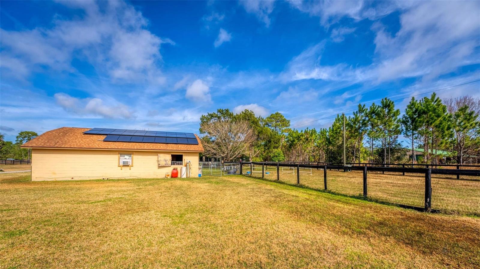 REVEILLE FARMS UNREC - Residential