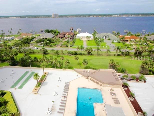 Oceans West Condo - Residential